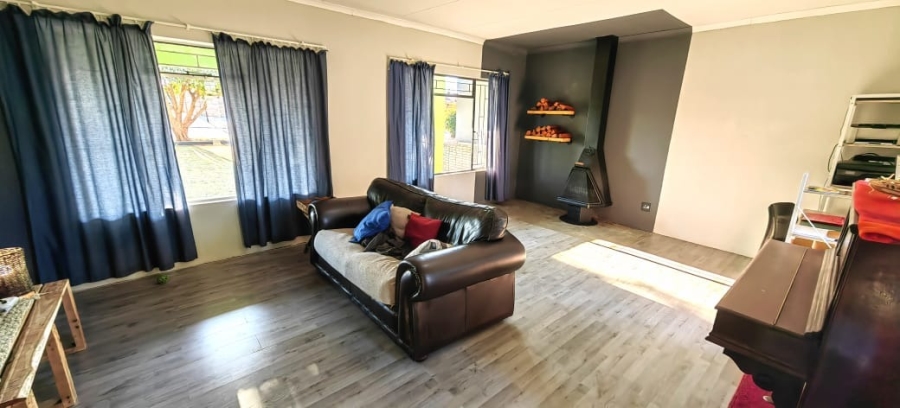 3 Bedroom Property for Sale in Miederpark North West